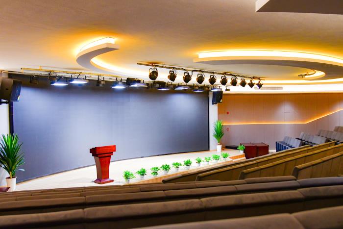 长沙湘麓医药中等职业技术学院风景 