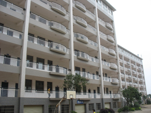 长沙高新技术工程学校校园图片