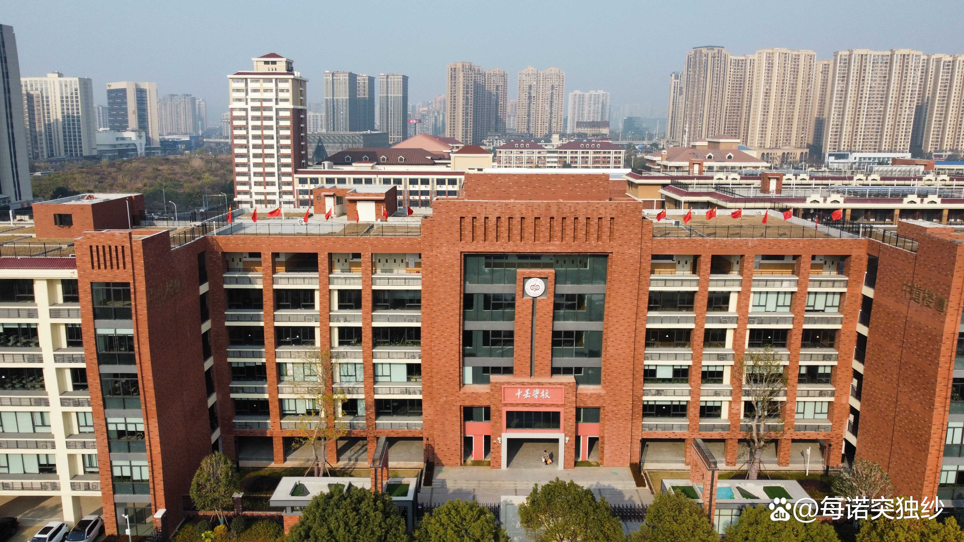 长沙湘江科技中等职业学校校园图片