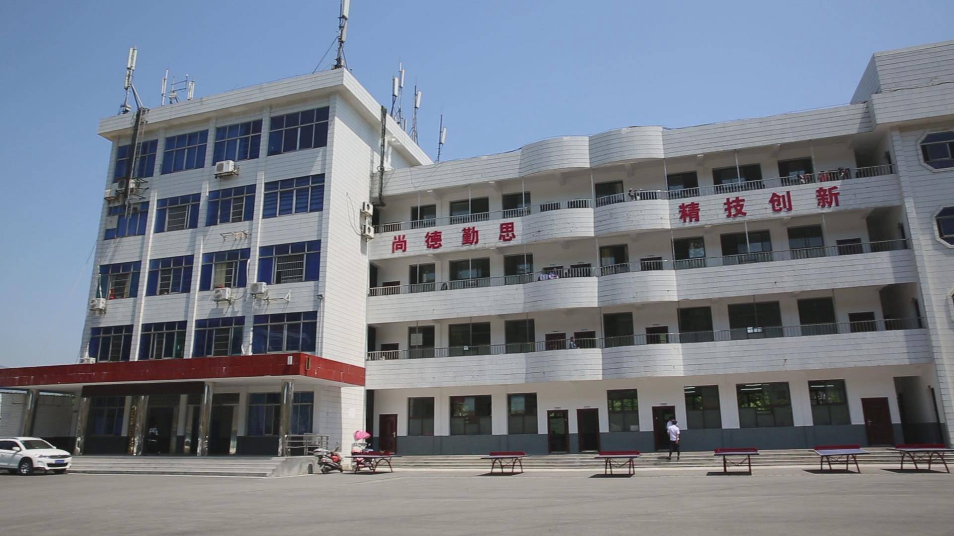 长沙市三联科技中等职业学校校园图片