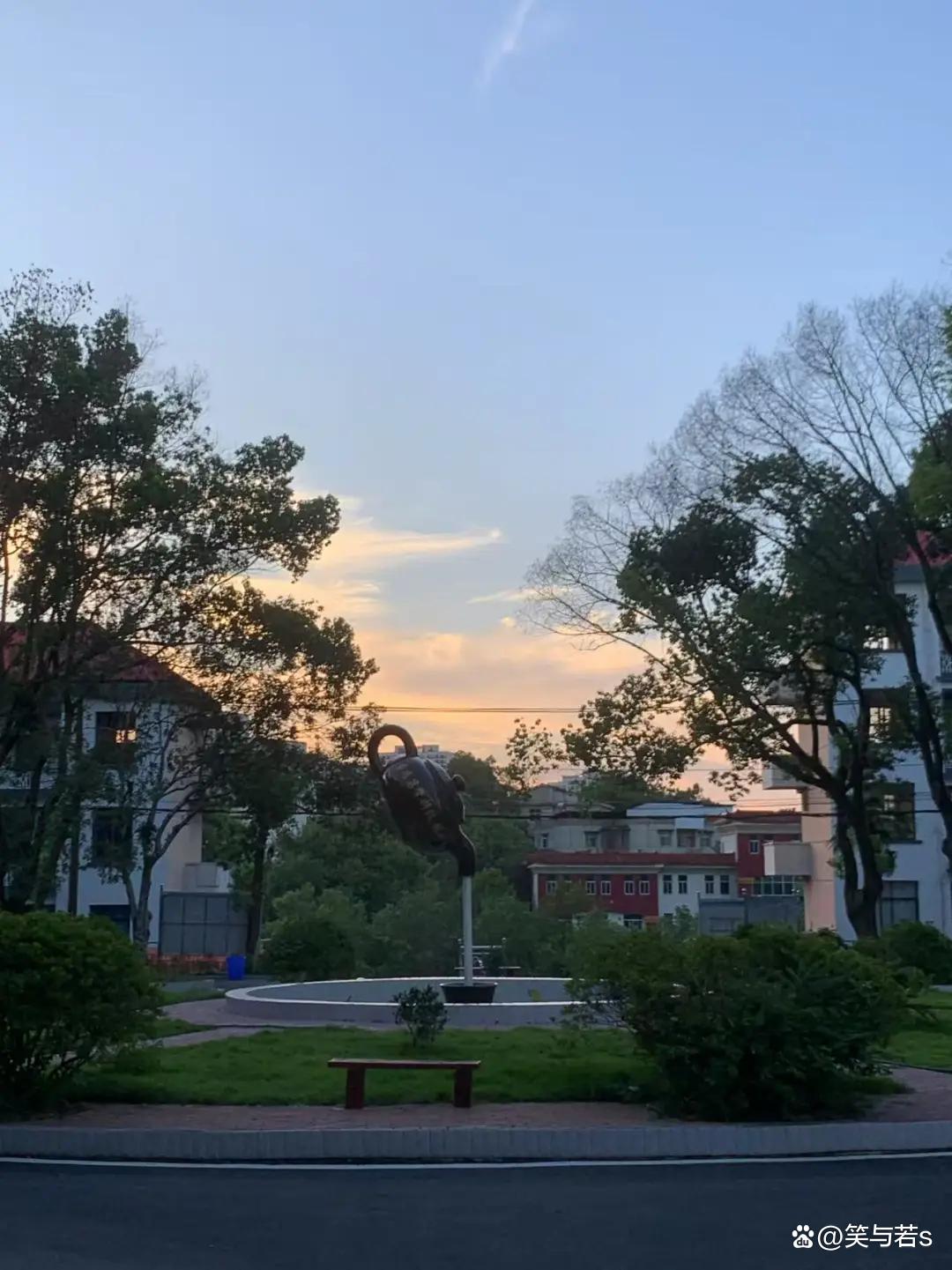 株洲市理工职业技术学校有限责任公司校园图片