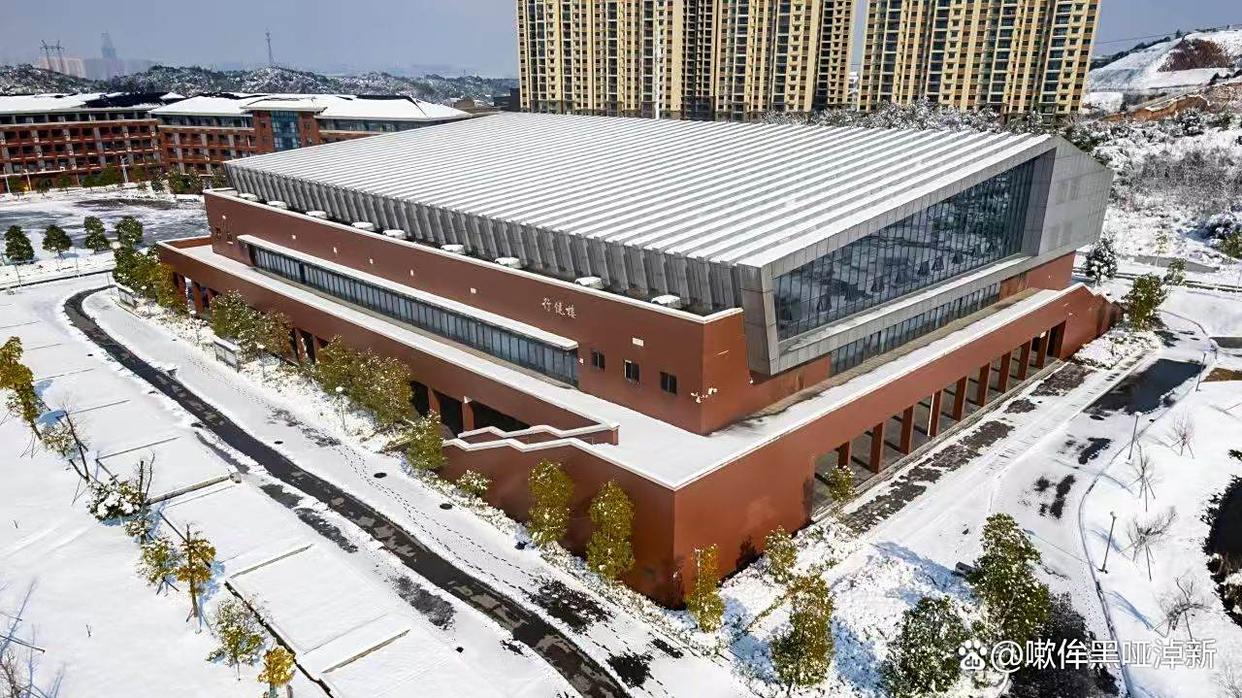 湖南吉利汽车职业技术学院(中职部)校园图片