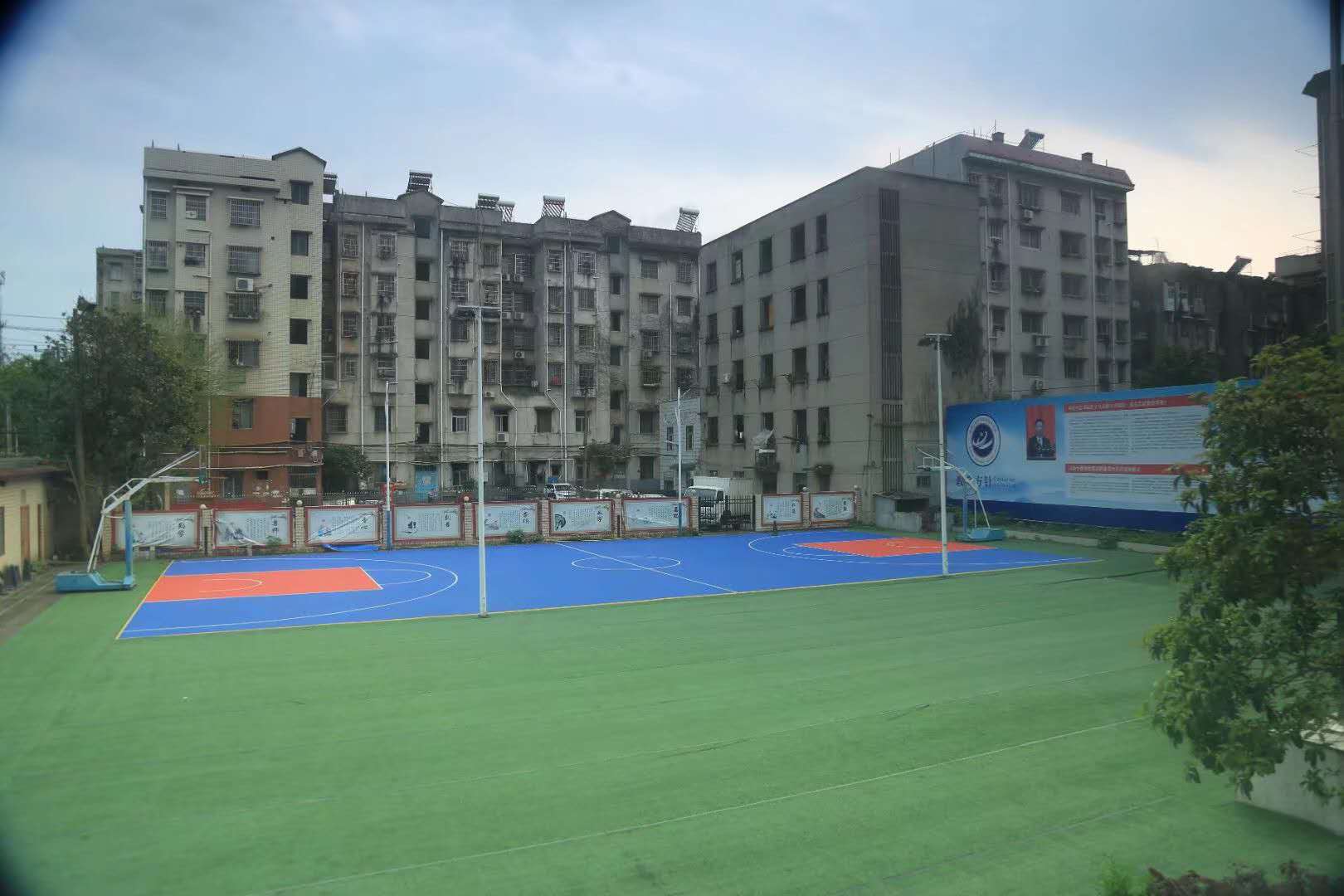 湘潭信息中等职业技术学校校园图片