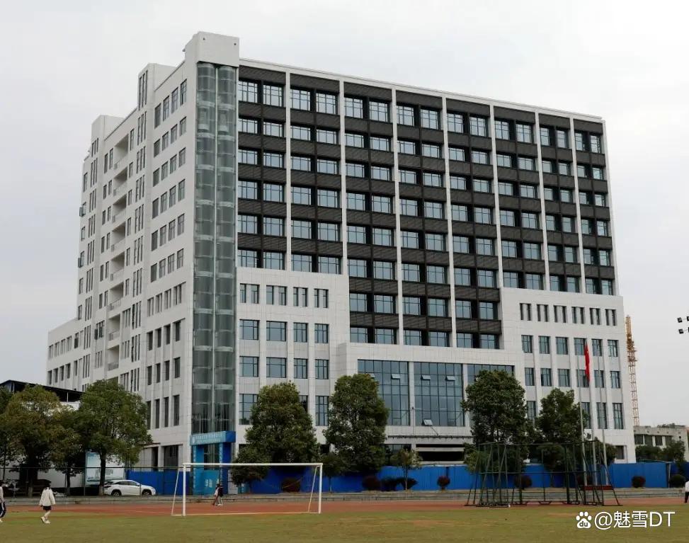 衡阳农工贸职业学校校园图片
