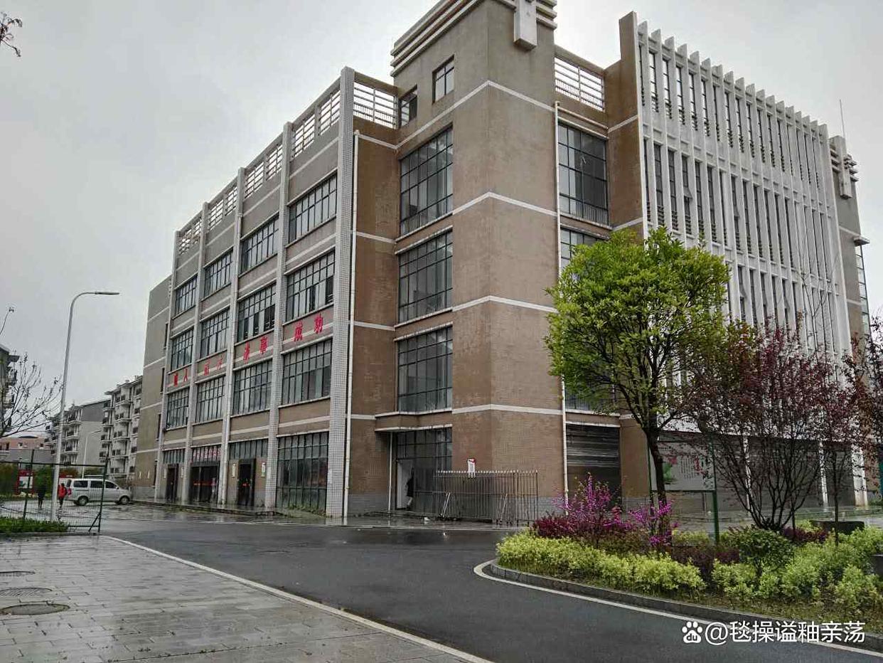 常宁市正雄职业技术学校校园图片