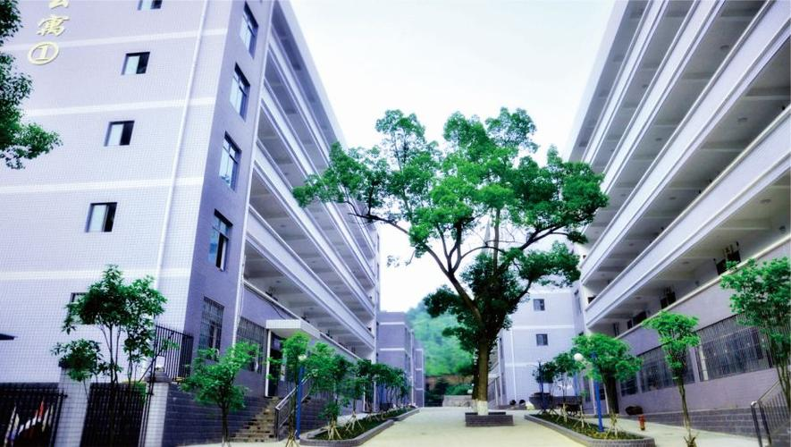 邵阳市机电职业技术学校校园图片