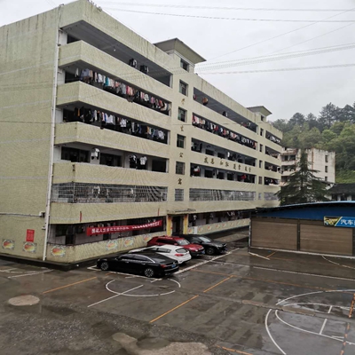 绥宁县职业中等专业学校校园图片