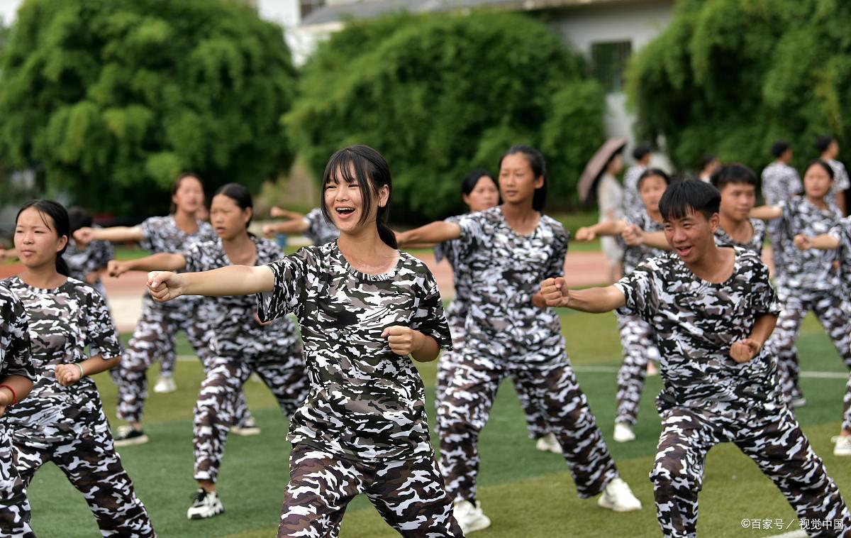 武冈市精益职业技术学校校园图片