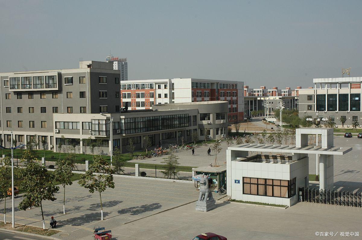 湘阴县第一职业中等专业学校校园图片