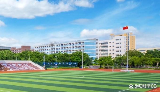 岳阳县新科职业技术学校校园图片