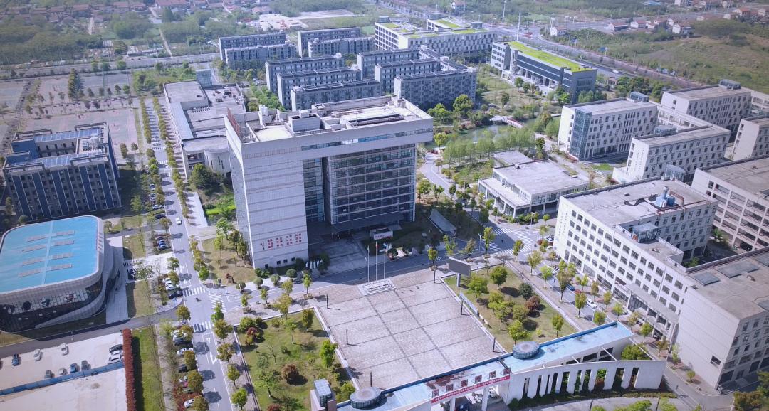 常德技师学院校园图片