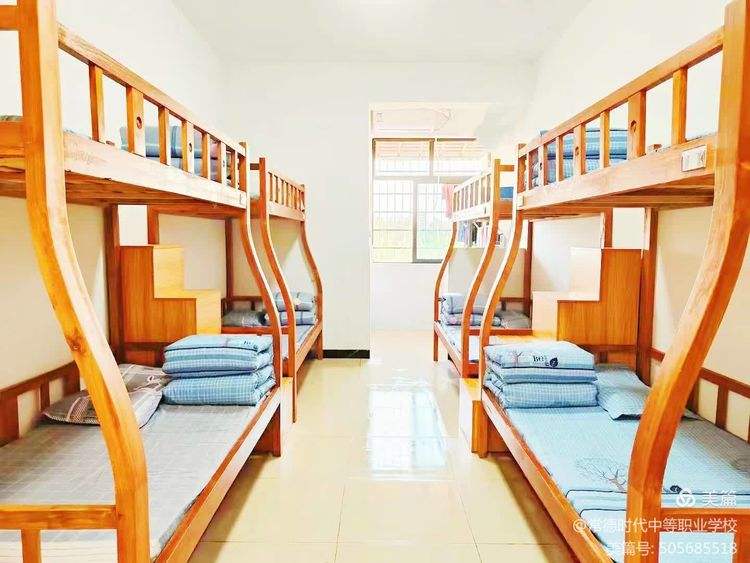 常德时代中等职业学校校园图片