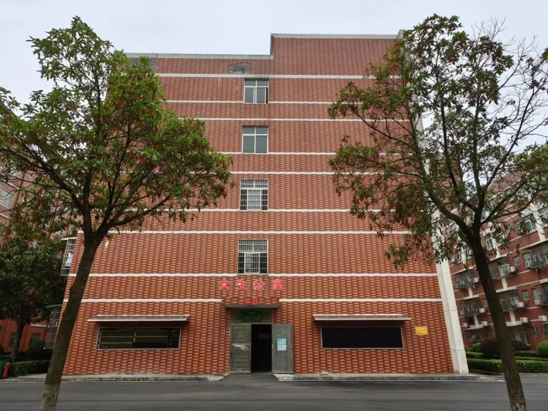 澧县九澧科技职业学校校园图片