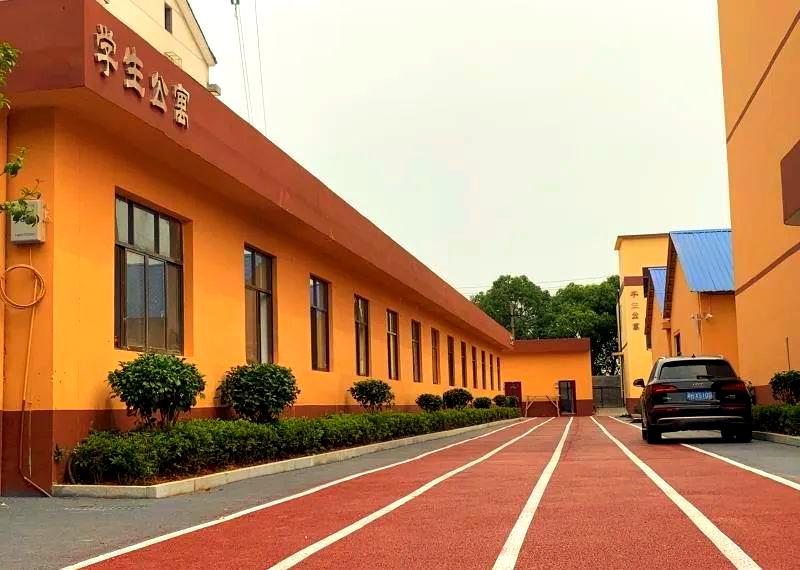 益阳智能传媒职业学校校园图片