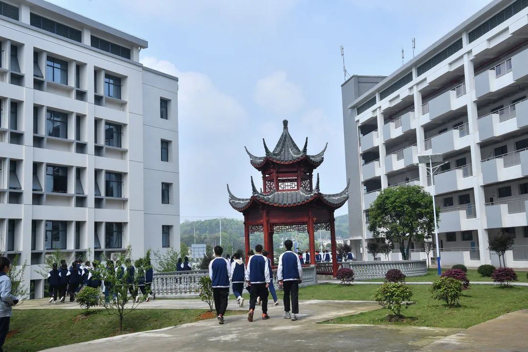 益阳市扬帆育才职业学校校园图片