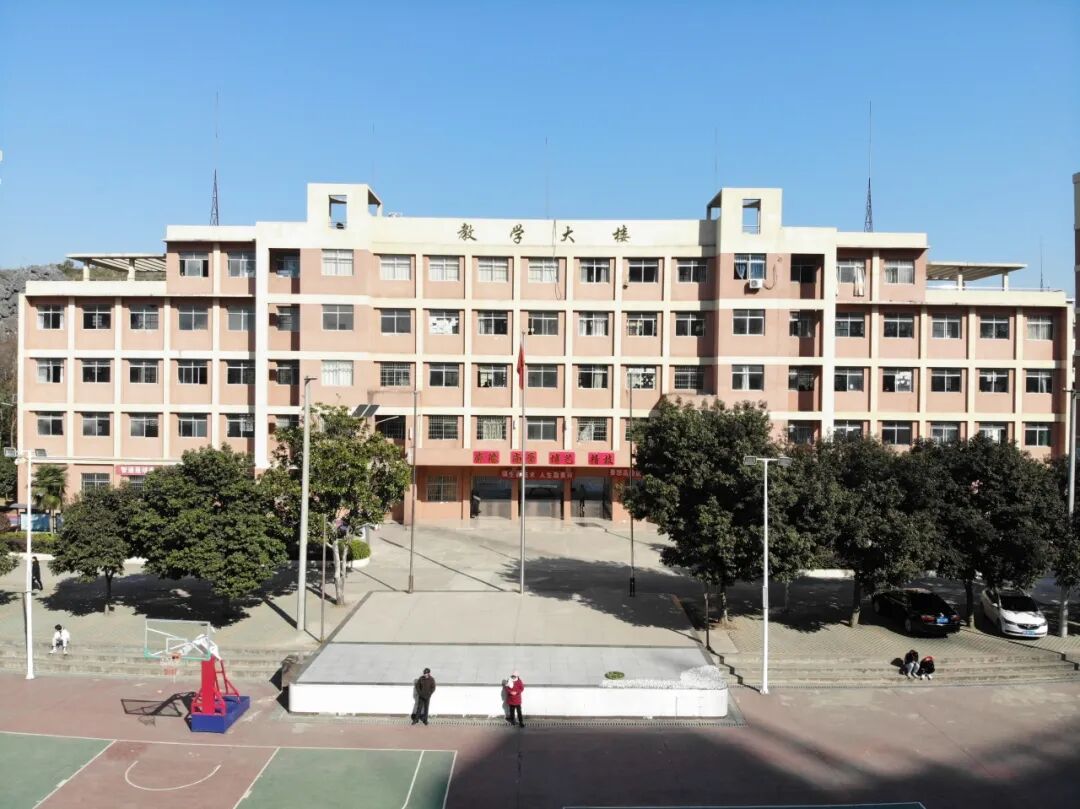 江永县职业中专学校校园图片