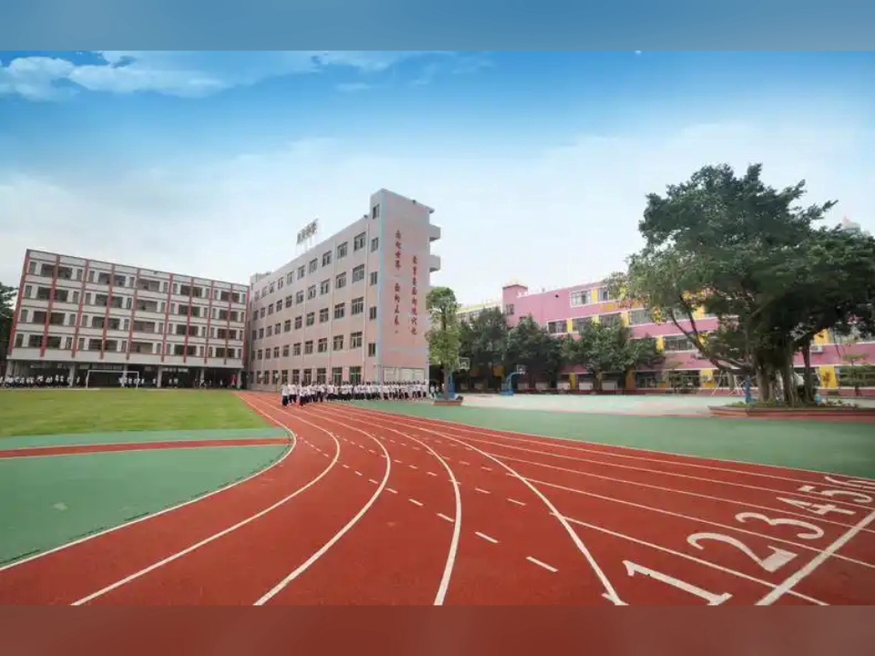 东安县职业中专学校校园图片