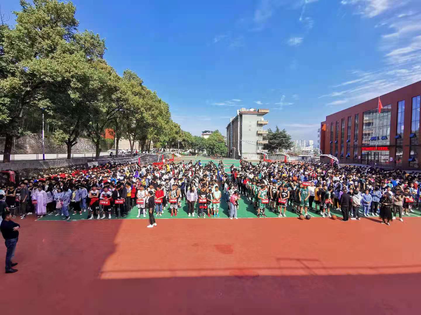 湖南怀化商业学校校园图片