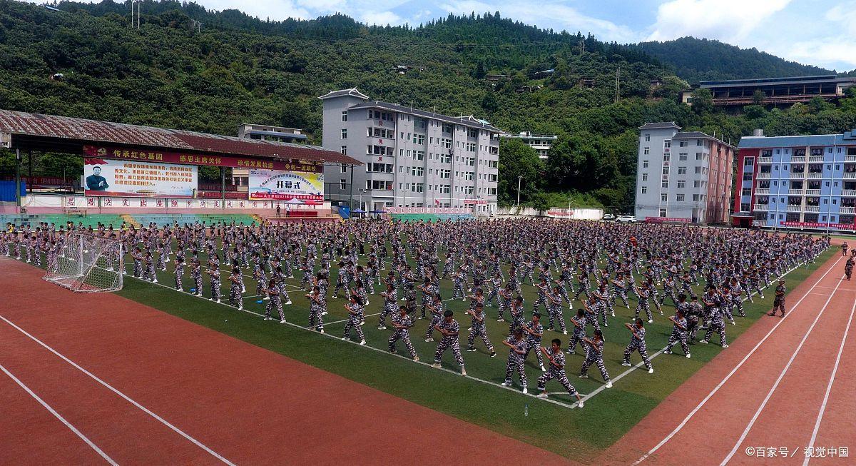 新晃侗族自治县职业中等专业学校 新晃侗族自治县职业中等专业学校校园图片