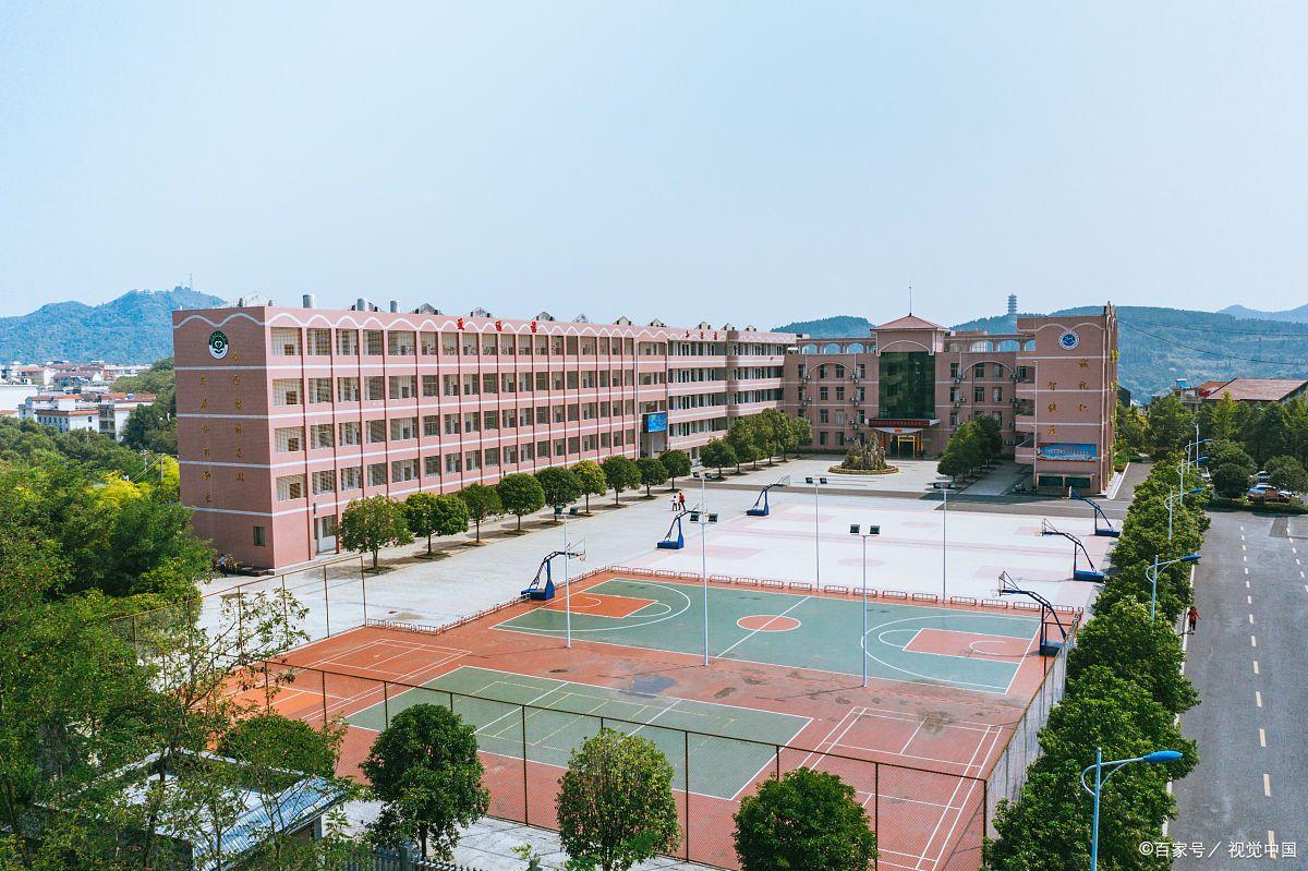 湘西高峰职业技术学校校园图片