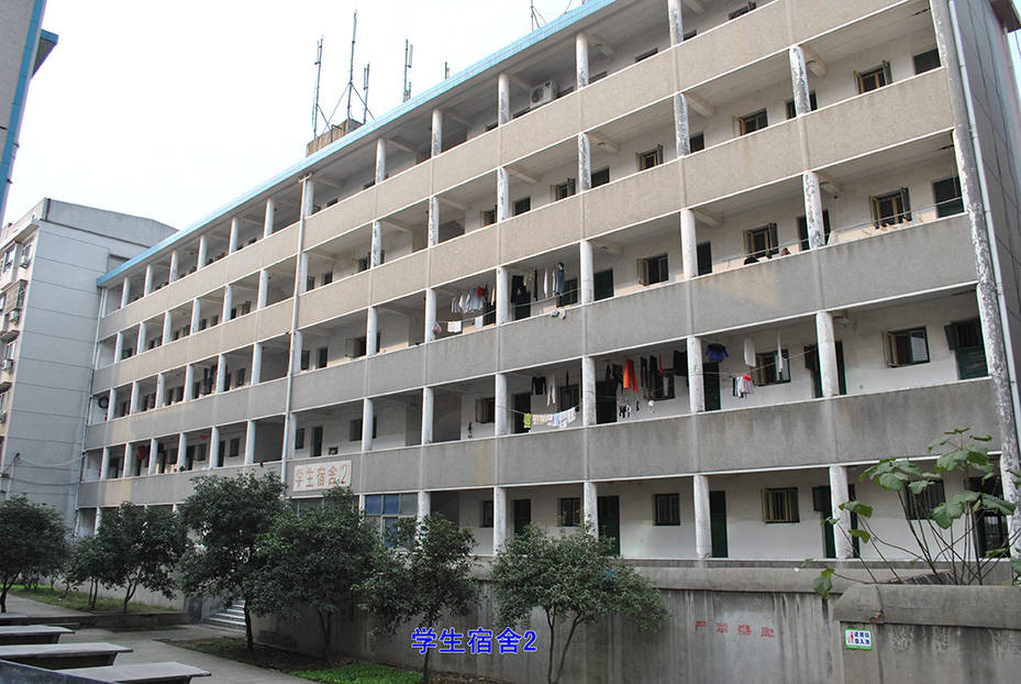 株洲市渌口区职业中等专业学校校园图片