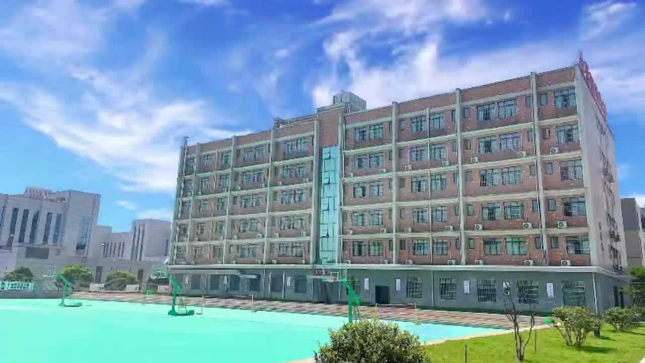 衡阳市华岳中等职业技术学校 衡阳市华岳中等职业技术学校校园图片